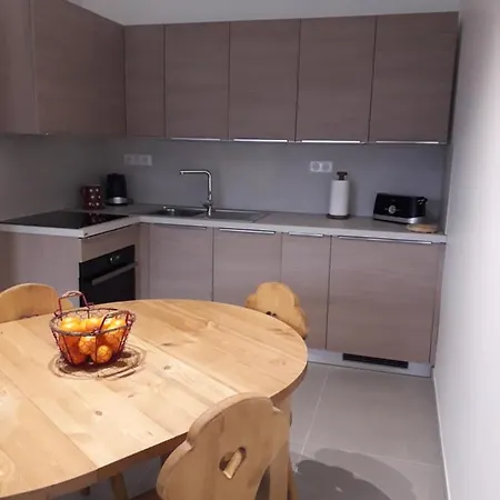 Les Campanules Appartement *